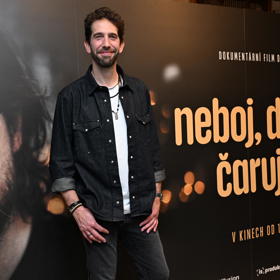 Frontman kapely Jelen Jindra Polák. 