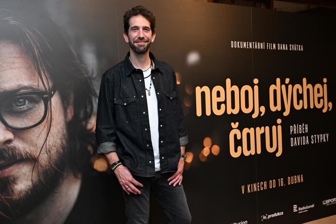 FOTO: Frontman kapely Jelen Jindra Polák. – stránka 40