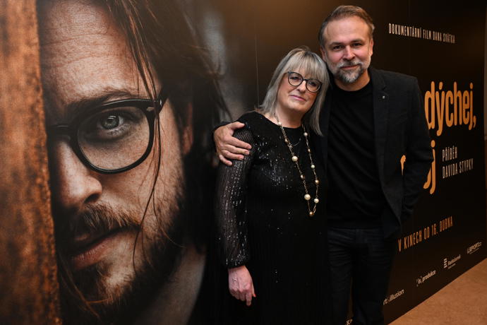 FOTO: Marie Stypková s režisérem Danem Svátkem.