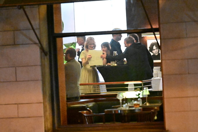 FOTO: Aňa Geislerová dostala dárek. – stránka 74