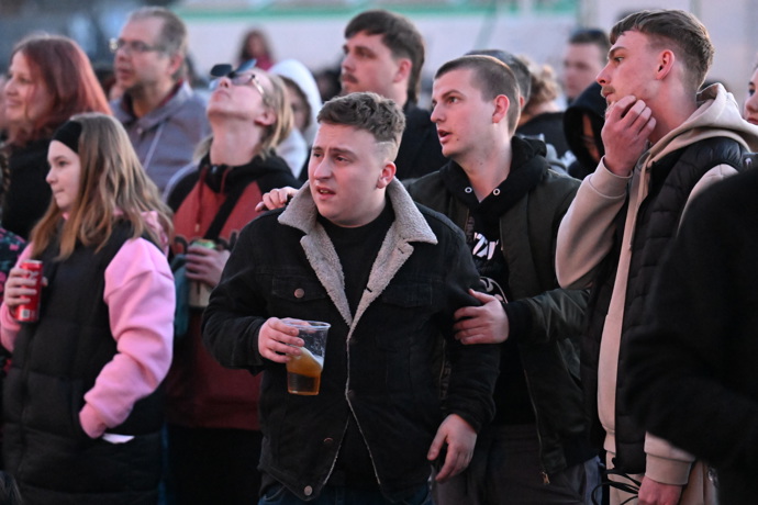 FOTO: Sledování videa bylo emočně náročné. – stránka 7