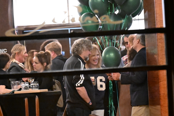 FOTO: Aňa Geislerová s balónky. – stránka 101