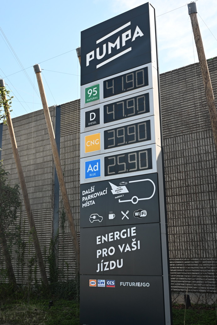 FOTO: Pumpa Andreje Babiše zlevnila o korunu.