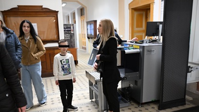 FOTO: Synovec Mercedes Treyové.