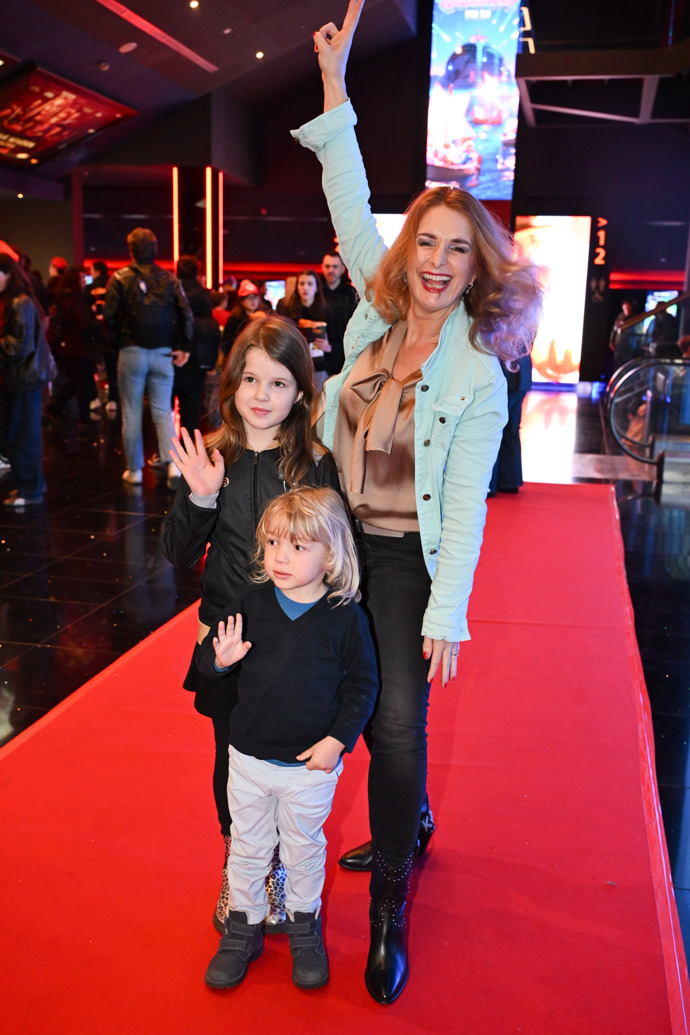 FOTO: Markéta Muzikářová dorazila se svými dětmi. – stránka 11