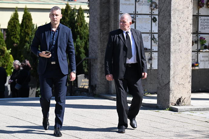 FOTO: Poslední rozloučení s diskařem Imrichem Bugárem. – stránka 33
