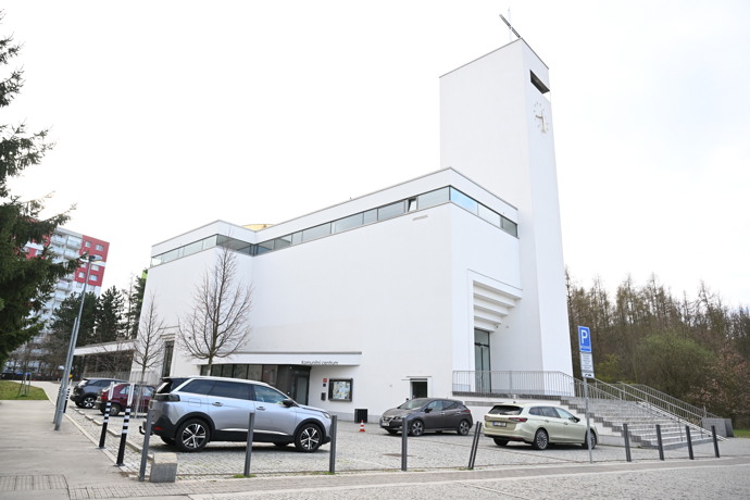 FOTO: Poslední rozloučení s Dominikou Elischerovou. – stránka 100