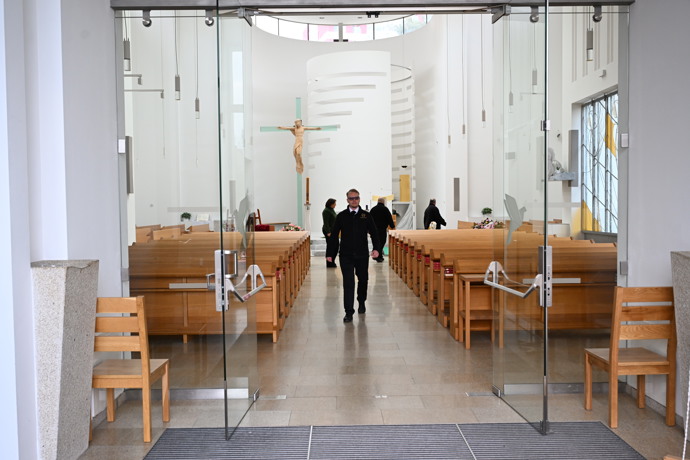 FOTO: Poslední rozloučení s Dominikou Elischerovou. – stránka 95