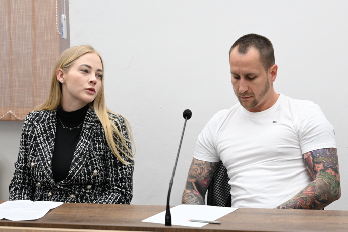 FOTO: Mercedes Treyová a Vladislav Trejbal. – stránka 21