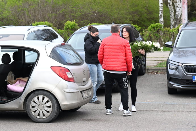 FOTO: Poslední rozloučení s Dominikou Elischerovou. – stránka 62