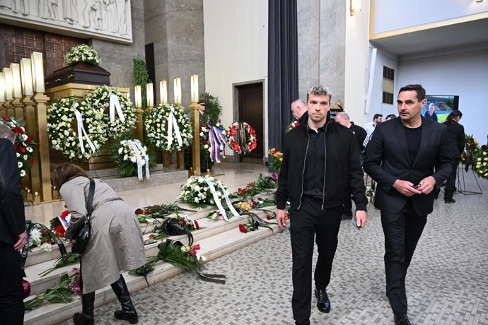 FOTO: Dorazil i moderátor Roman Šebrle. – stránka 1