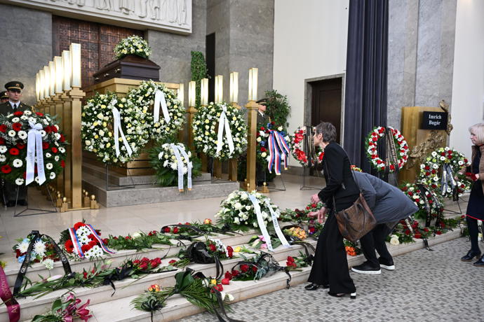 FOTO: Poslední rozloučení s diskařem Imrichem Bugárem. – stránka 11