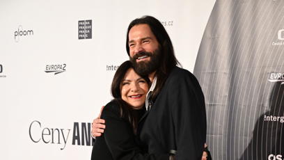 FOTO: Anna K. dorazila v doprovodu kadeřníka Michala Zapoměla.