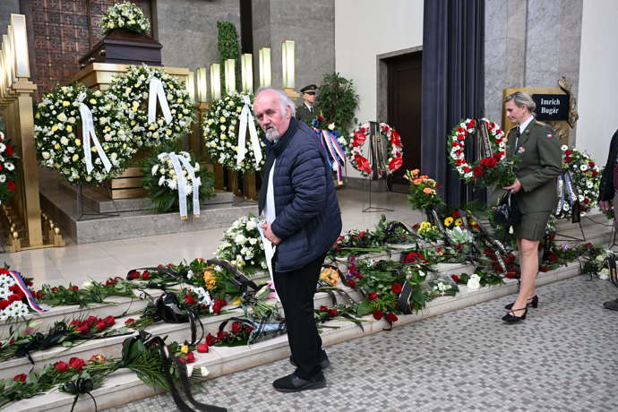 FOTO: Poslední rozloučení s diskařem Imrichem Bugárem. – stránka 10
