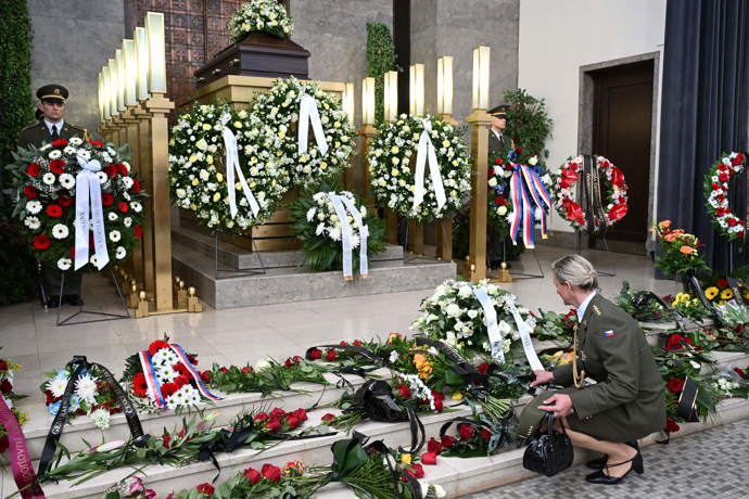 FOTO: Poslední rozloučení s diskařem Imrichem Bugárem. – stránka 7