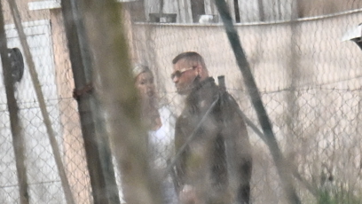 FOTO: Karlos Vémola nesundal sluneční brýle.