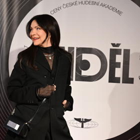 Zpěvačka Anna K. byla rebelka.