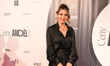 Moderátorka Eva Decastelo na cenách Anděl.