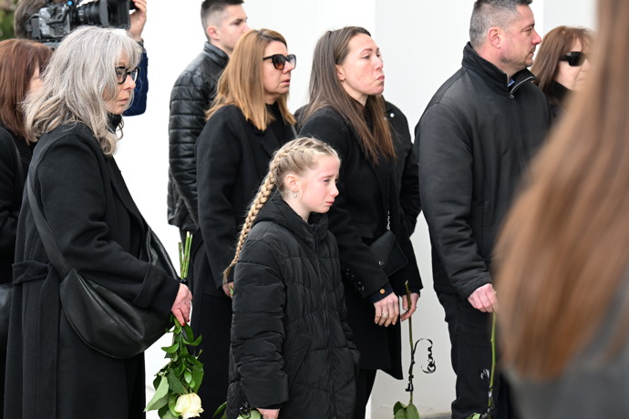FOTO: Poslední rozloučení s Dominikou Elischerovou. – stránka 80