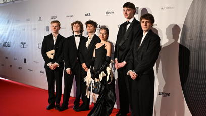 FOTO: Zpěvačka Marie April se svou kapelou.