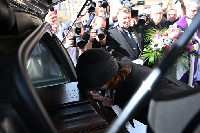 FOTO: Manželka Jana, Radka Potměšilová. – stránka 21