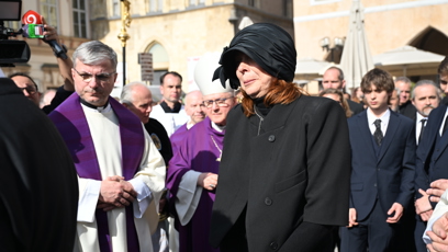 FOTO: Radka Potměšilová na pohřbu.