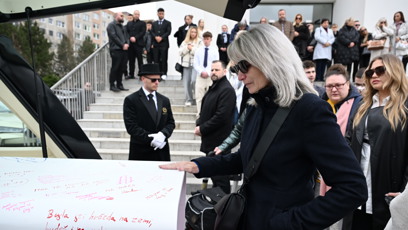 FOTO: Poslední rozloučení s influencerkou Dominikou Elischerovou alias Mínou.