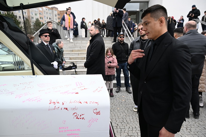 FOTO: Šéf Clashe Tomáš Le Sy. – stránka 5