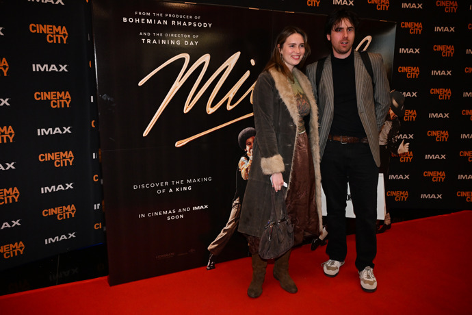 FOTO: Dominika Hašková na premiéře také nechyběla. – stránka 65