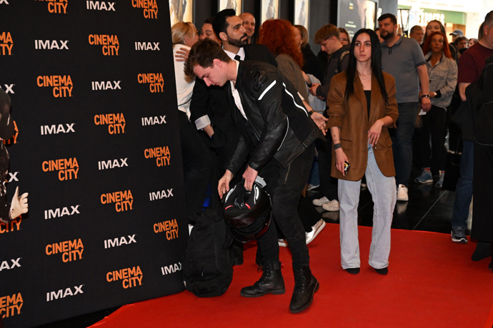 FOTO: Oskar Hes dorazil na premiéru filmu Michael. – stránka 63