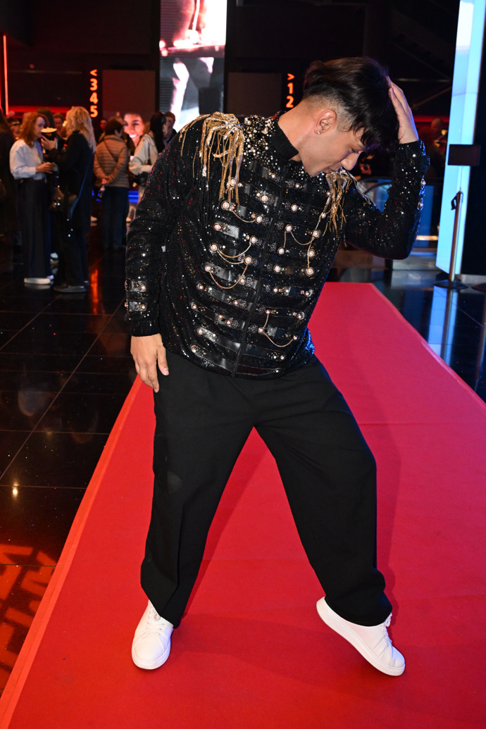 FOTO: Jan Bendig si zahrál na Michaela Jacksona. – stránka 1