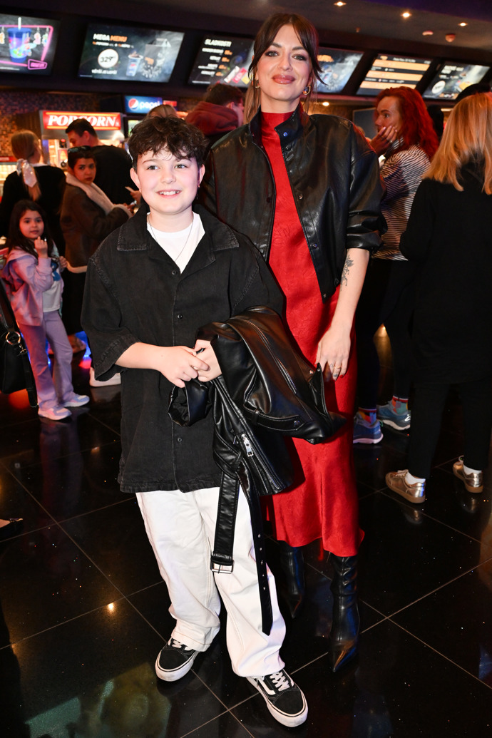 FOTO: Jitka Boho se svou dcerou. – stránka 51