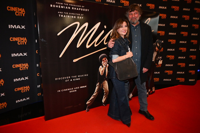 FOTO: Dana Morávková a Petr Malásek. – stránka 42