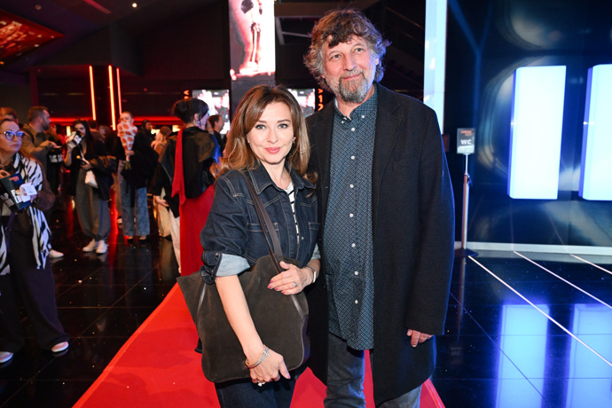 FOTO: Dana Morávková se svým manželem Petrem Maláskem. – stránka 41