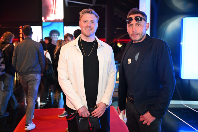 FOTO: Nechyběl ani Jan Tuna. – stránka 25