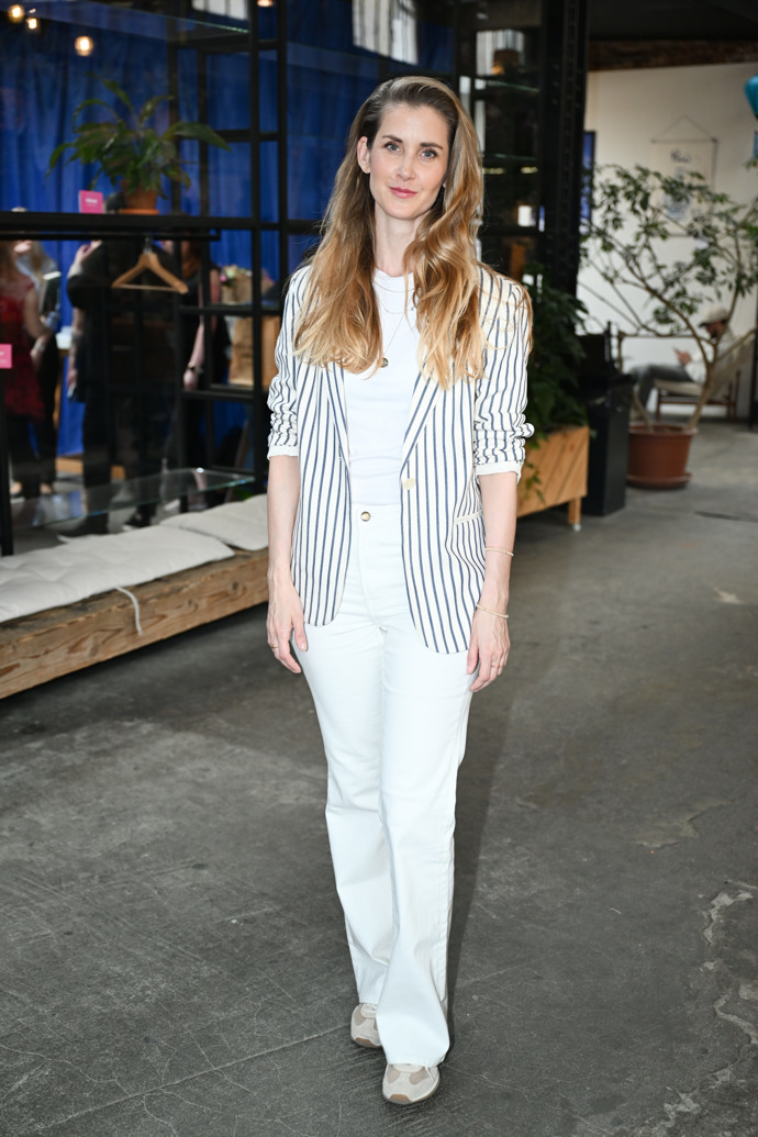 FOTO: Herečka Jana Bernášková. – stránka 30