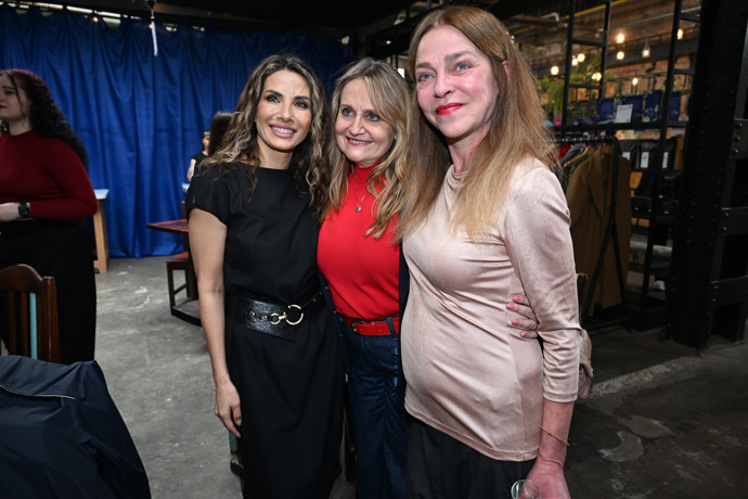 FOTO: Křest knihy Sběratel dívek byl plný známých krásek. – stránka 26