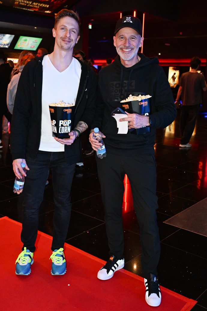 FOTO: Honza Musil zanedlouho oslaví se svým manželem desáté výročí. – stránka 7