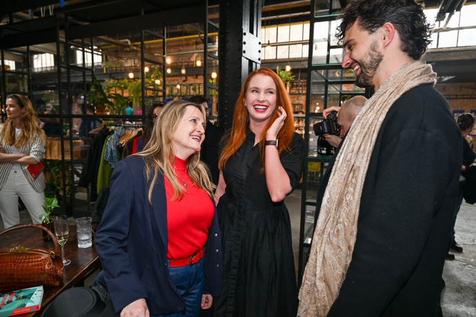 FOTO: Denisa Nesvačilová s  Reginou Řandovou a Šimonem Bilinou. – stránka 20