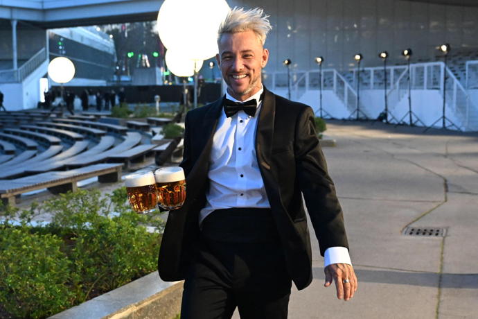 FOTO: Jakub Bína si předávání cen Anděl přišel užít. – stránka 7