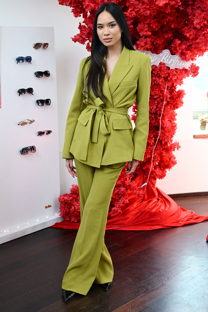 FOTO: Sarah Vu to velmi slušelo. – stránka 29