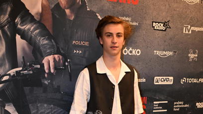 FOTO: Max Dolanský nezapře podobu se slavným tátou.