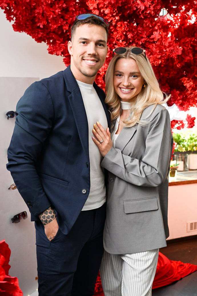 FOTO: Manželský pár Denisa Valová a Kryštof Novák. – stránka 4