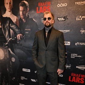 Marpo na premiéře filmu Říkej mi Lars. 