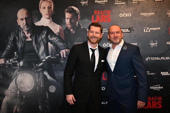 FOTO: Hlavní mužské duo. – stránka 3