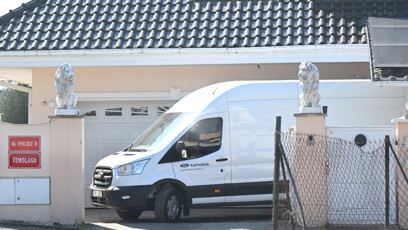 FOTO: Na Vémoland přijeli stěhováci.