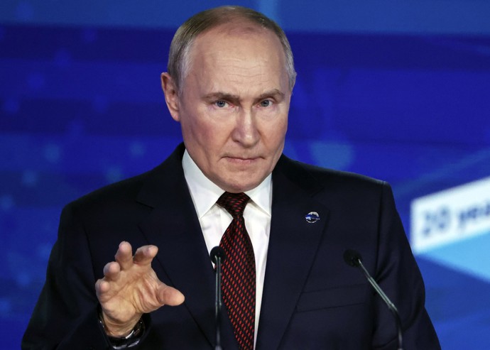 FOTO: Ruský prezident Vladimir Putin se zřejmě opět obává o své bezpečí. – stránka 5