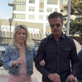 Lorenzo Lamas chodí s herečkou Heather Locklear.
