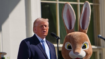 FOTO: Donadl Trump oslavil Velikonoce a u Bílého domu uspořádal tradiční velikonoční koulení vajíček (Easter Egg Roll).