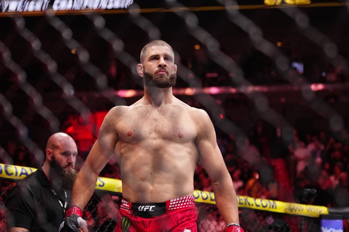 FOTO: Jiří Procházka nezískal titul UFC. – stránka 2